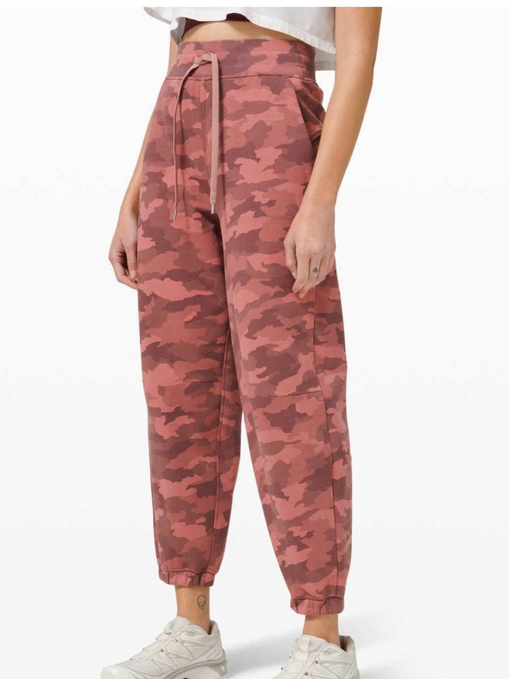 Lululemon Relaxed Fit French Terry Jogger- size 4